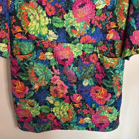 HD in Paris Floral Shift Dress Size Medium - Picture 7 of 13